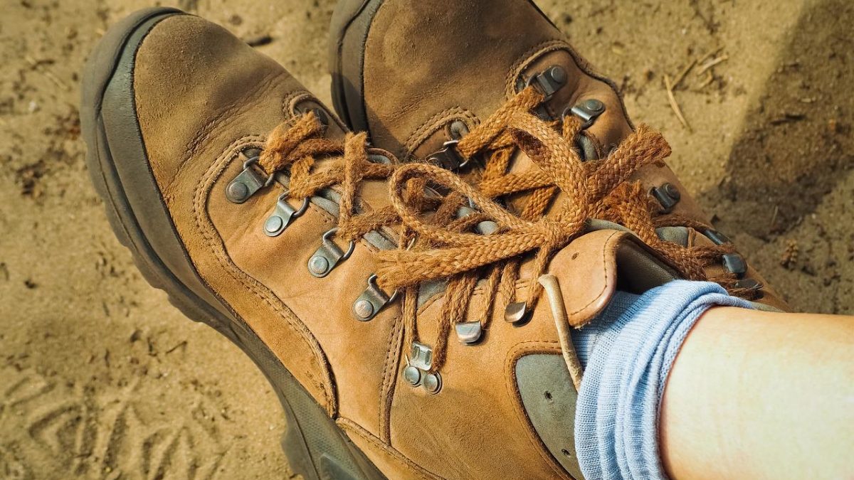 How Should Hiking Boots Fit? – A Quick Guide